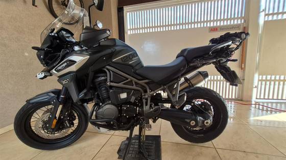 TRIUMPH TIGER 1200 XCA 